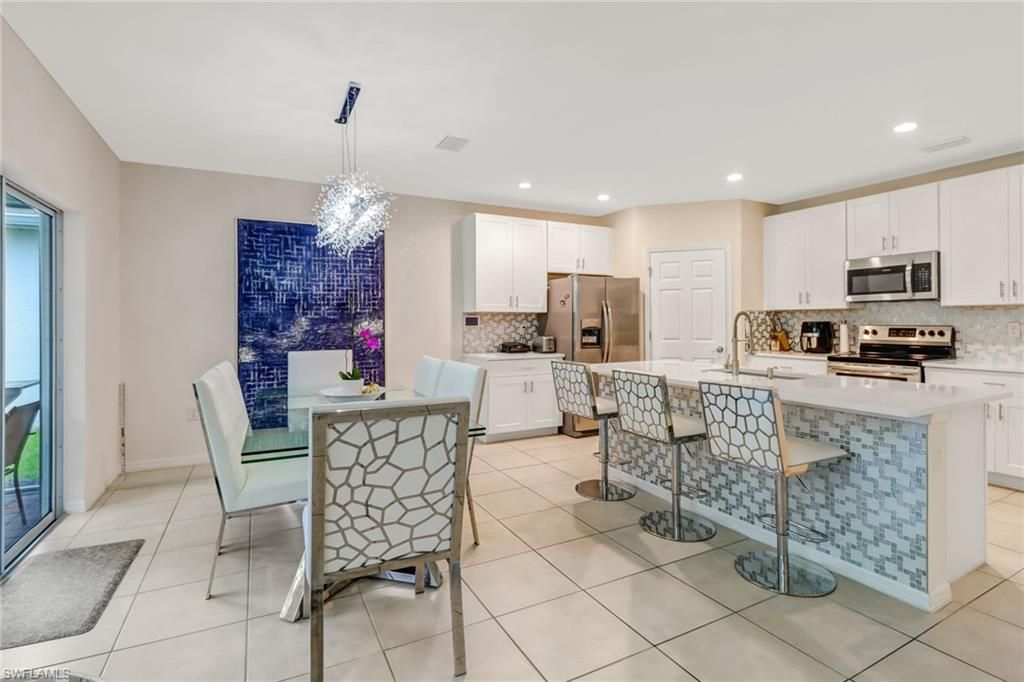 742 HADLEY PL W, NAPLES, FL 34104 — photo 5