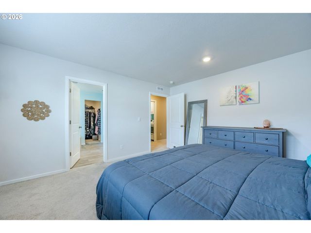 2918 FENYA St, Springfield, OR 97477