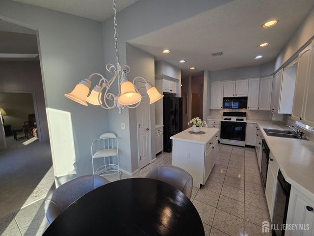 133 Chichester Road, Monroe, NJ 08831