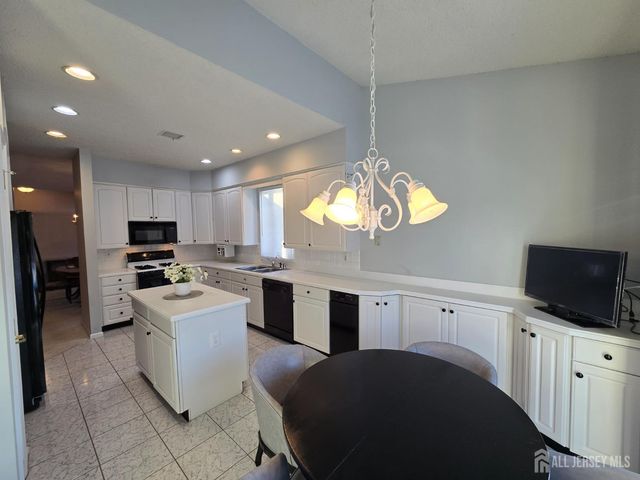 133 Chichester Road, Monroe, NJ 08831