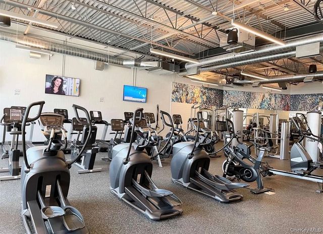 213-06 75th Avenue 6H, Bayside, NY 11364