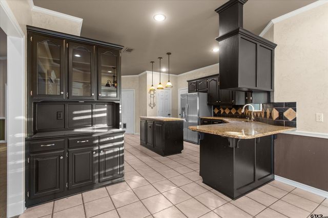 16058 Chris Lane, Tyler, TX 75703