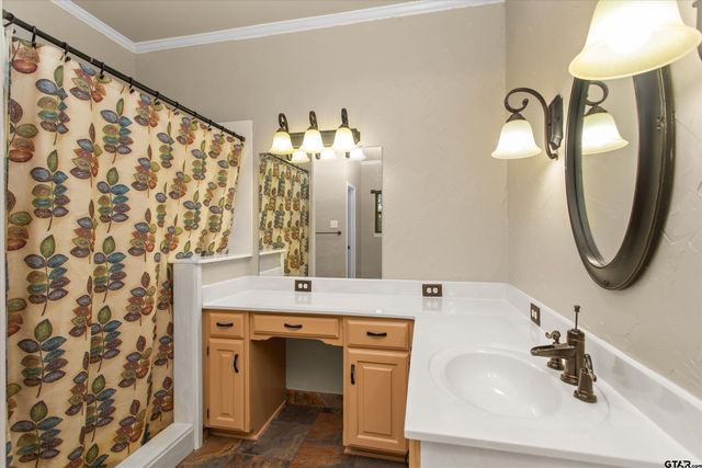 16058 Chris Lane, Tyler, TX 75703