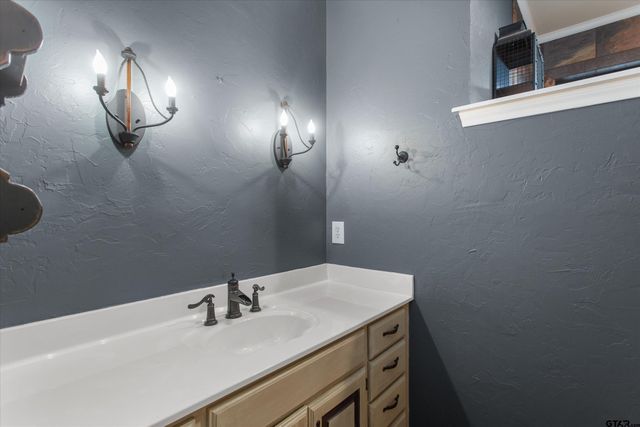 16058 Chris Lane, Tyler, TX 75703