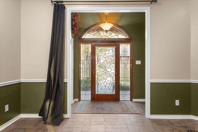 16058 Chris Lane, Tyler, TX 75703