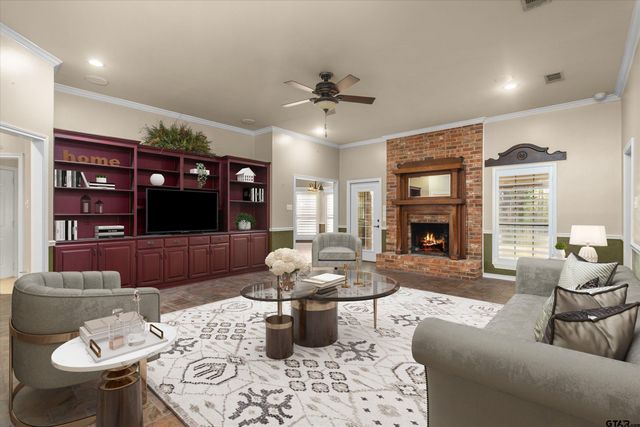 16058 Chris Lane, Tyler, TX 75703