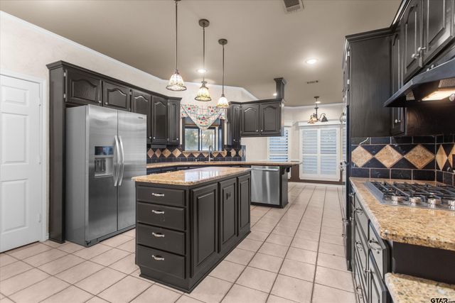 16058 Chris Lane, Tyler, TX 75703