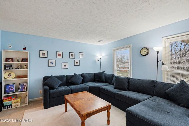 2416 Old Hickory Rd, Louisville, KY 40299