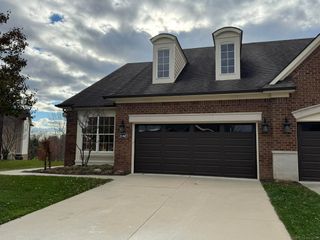21262 Lilac Lane, Clinton Twp, MI 48036