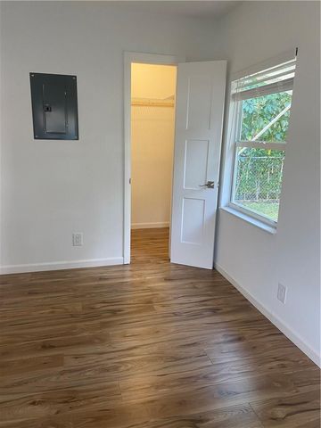 1456 NE 5th Terrace, Fort Lauderdale, FL 33304