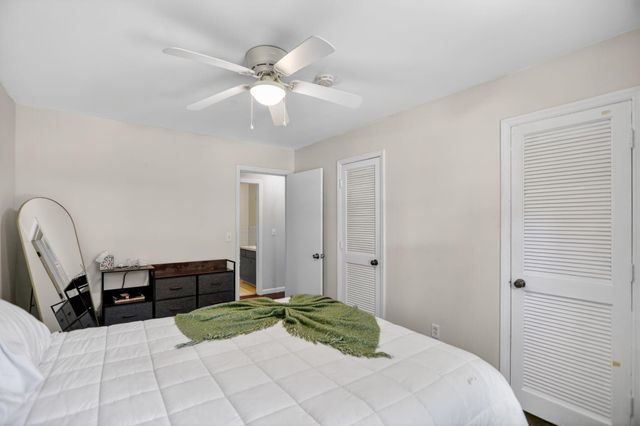 21 Manchester Road, Charleston, SC 29407