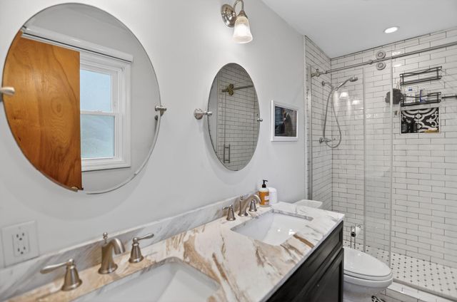 21 Manchester Road, Charleston, SC 29407