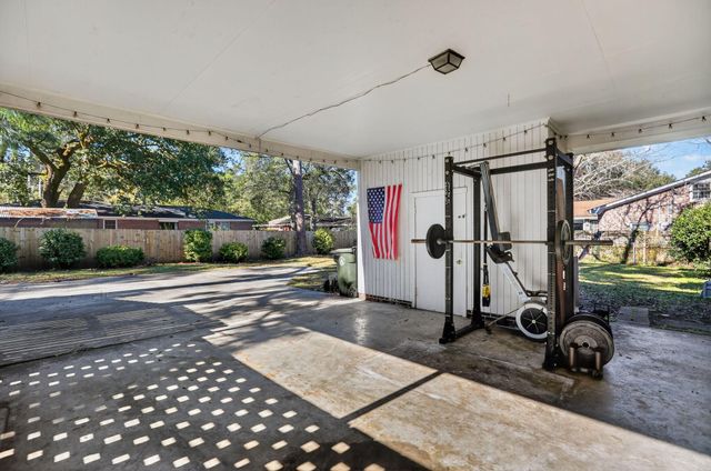 21 Manchester Road, Charleston, SC 29407