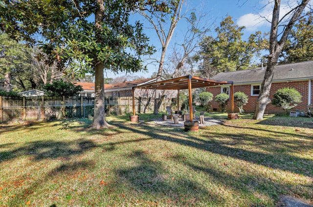 21 Manchester Road, Charleston, SC 29407