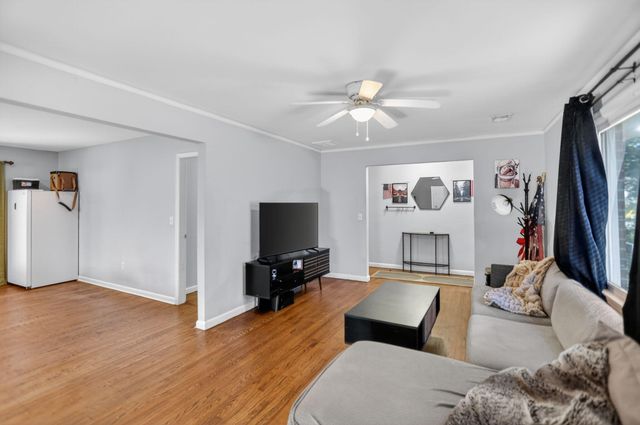 21 Manchester Road, Charleston, SC 29407