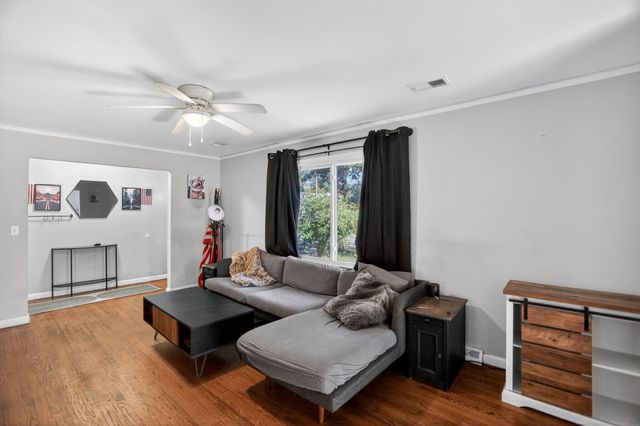 21 Manchester Road, Charleston, SC 29407