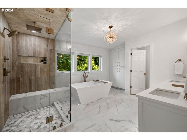 19428 35TH Ct, Lake Oswego, OR 97034