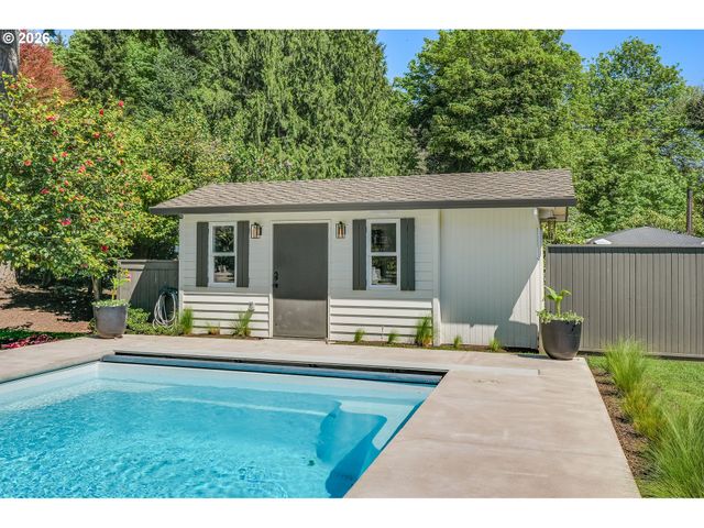 19428 35TH Ct, Lake Oswego, OR 97034