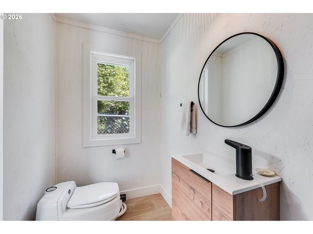 19428 35TH Ct, Lake Oswego, OR 97034