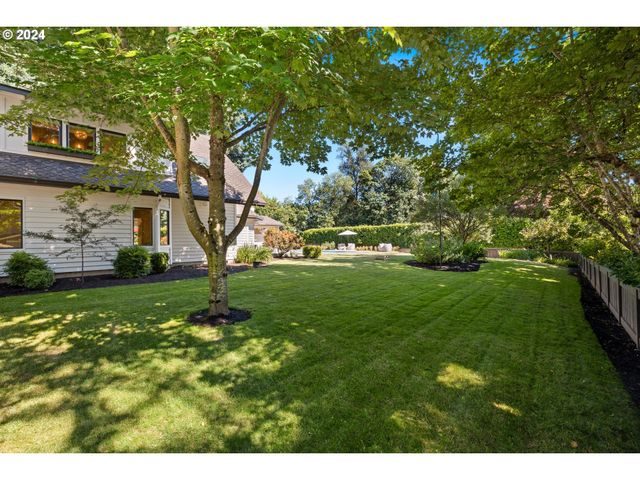 19428 35TH Ct, Lake Oswego, OR 97034