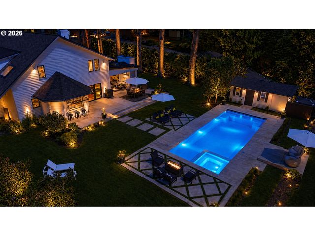 19428 35TH Ct, Lake Oswego, OR 97034