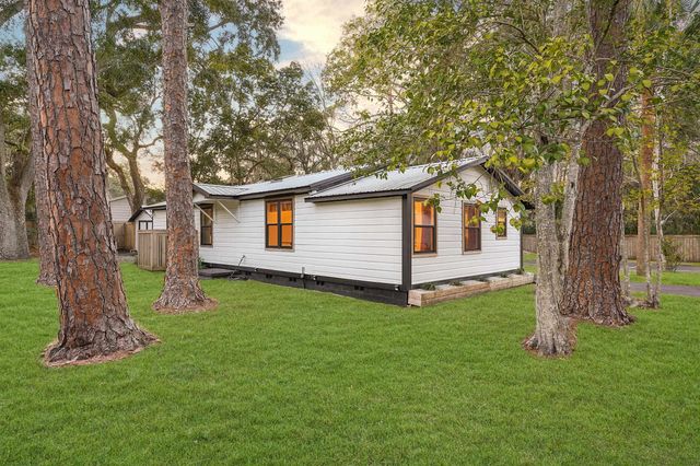 2741 Usina Street, St Augustine, FL 32084