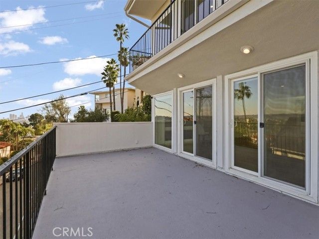 4749 Bonvue, Los Angeles, CA 90027