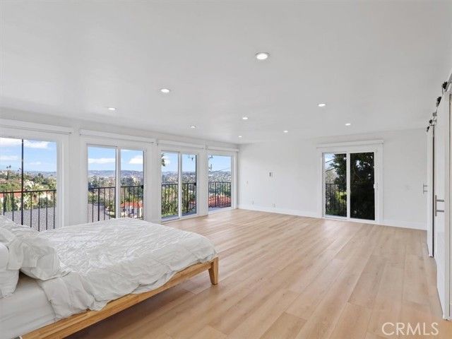 4749 Bonvue, Los Angeles, CA 90027