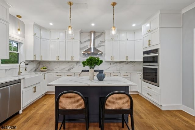 6 Ridgedale Ave, Summit City, NJ 07901