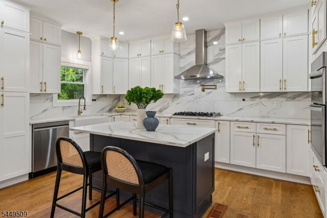 6 Ridgedale Ave, Summit City, NJ 07901