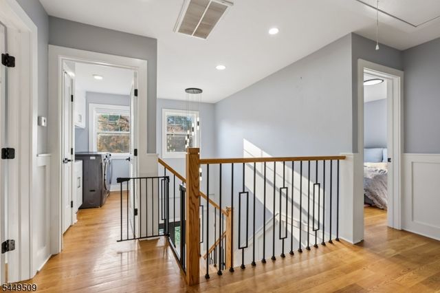 6 Ridgedale Ave, Summit City, NJ 07901