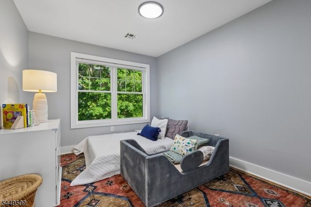 6 Ridgedale Ave, Summit City, NJ 07901