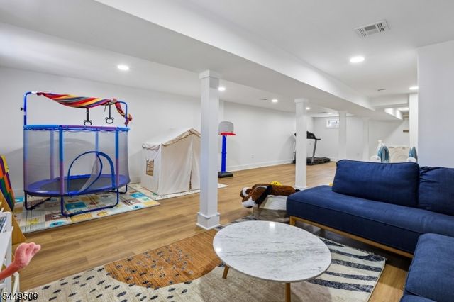 6 Ridgedale Ave, Summit City, NJ 07901
