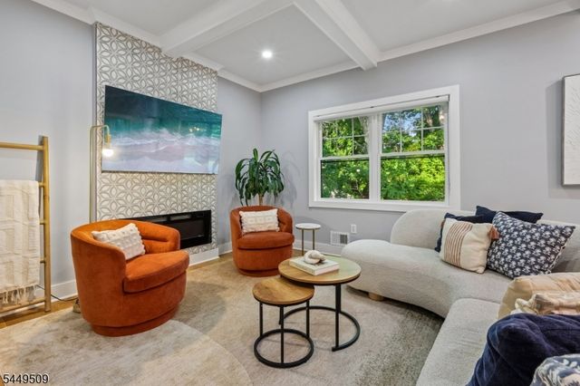 6 Ridgedale Ave, Summit City, NJ 07901