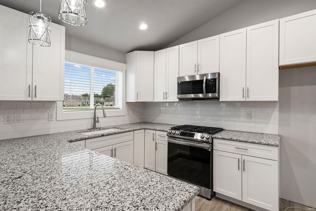 57384 Emerald Chase Lane, Goshen, IN 46528