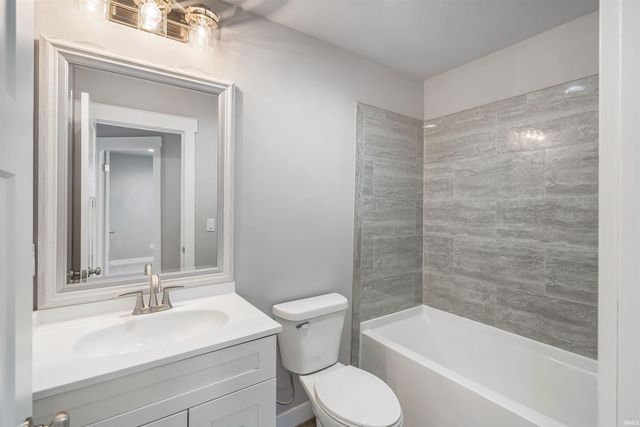 57384 Emerald Chase Lane, Goshen, IN 46528