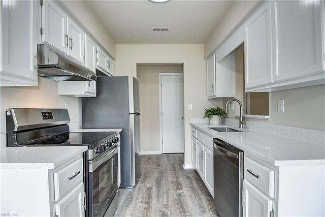 1537 Winter RD, Virginia Beach, VA 23455