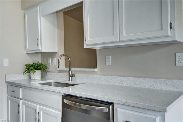 1537 Winter RD, Virginia Beach, VA 23455