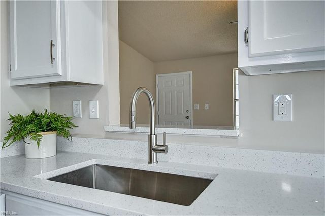 1537 Winter RD, Virginia Beach, VA 23455