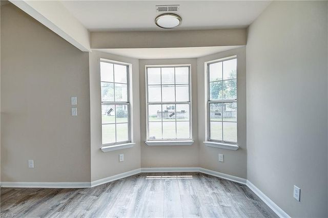 1537 Winter RD, Virginia Beach, VA 23455