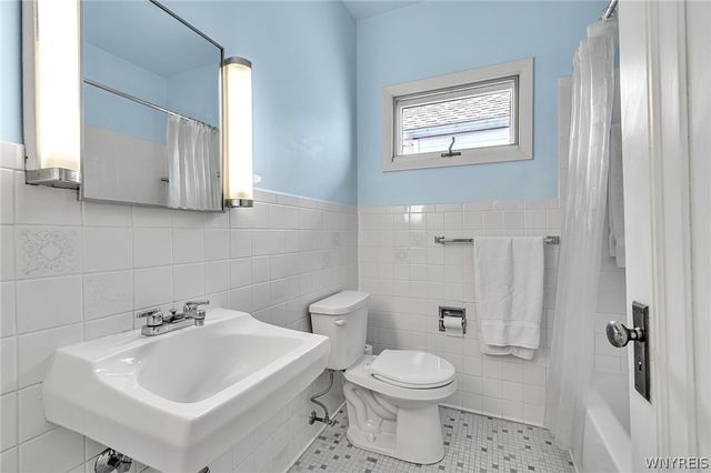 11 Colton Drive, Buffalo, NY 14216