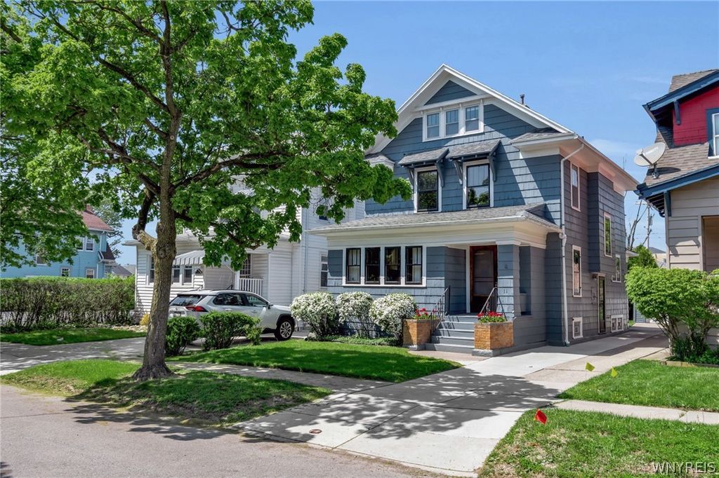 11 Colton Drive, Buffalo, NY 14216