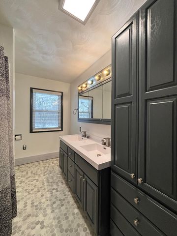 3975 Mcarthur Road, Jackson, MI 49203