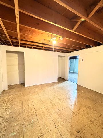 3975 Mcarthur Road, Jackson, MI 49203