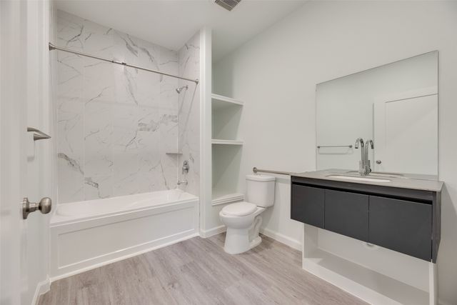 4225 Bernice Street 204, Haltom City, TX 76117