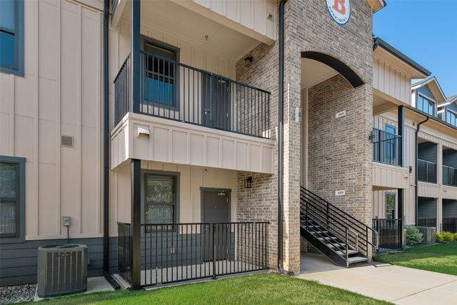 4225 Bernice Street 204, Haltom City, TX 76117