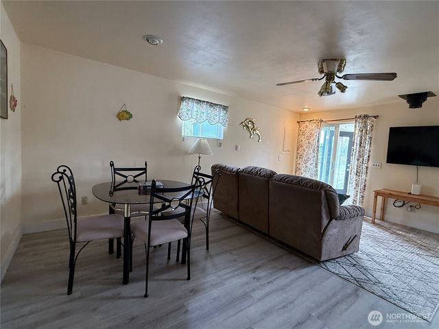 331 N Melbourne Street, Westport, WA 98595