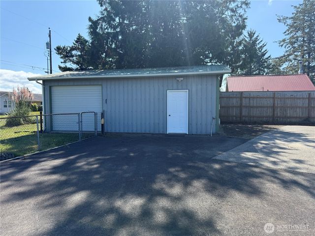 331 N Melbourne Street, Westport, WA 98595