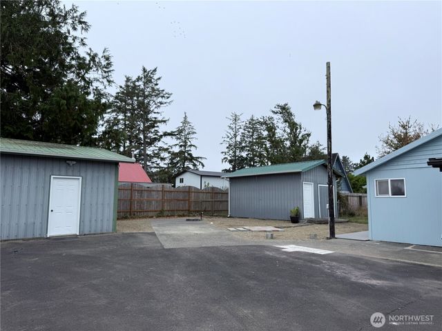 331 N Melbourne Street, Westport, WA 98595