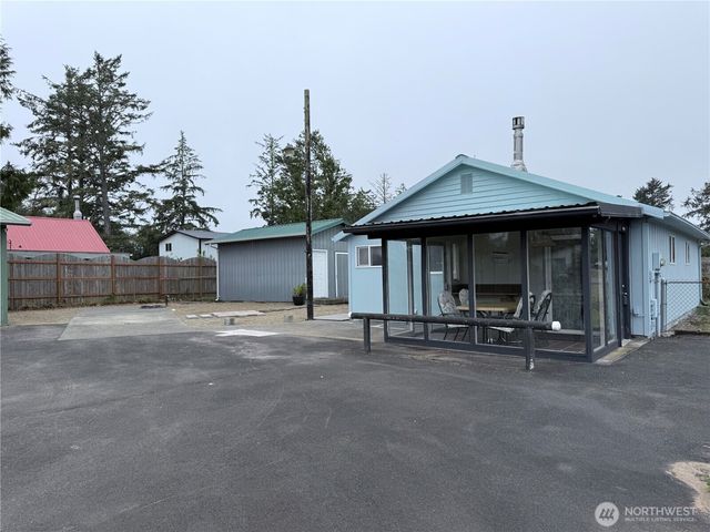 331 N Melbourne Street, Westport, WA 98595
